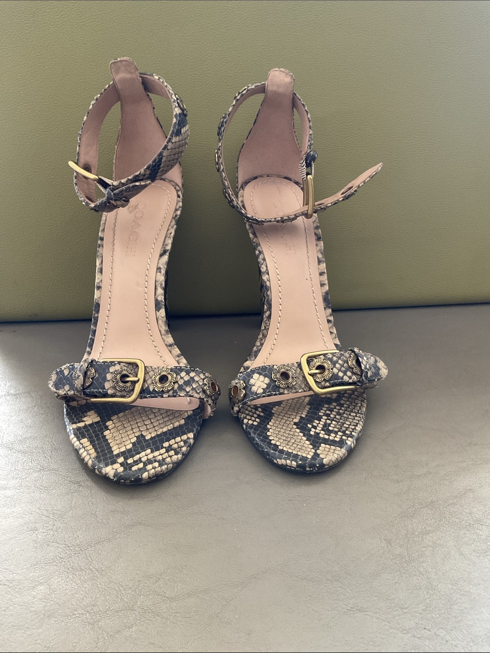 Michael Kors snake-print high heel sandals with a gold buckle ankle strap Sz 8.5